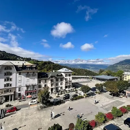 Apartment Paradiso