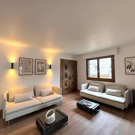 Paradiso Apartment *